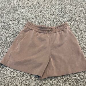 Lulu softstreme HR 4” shorts